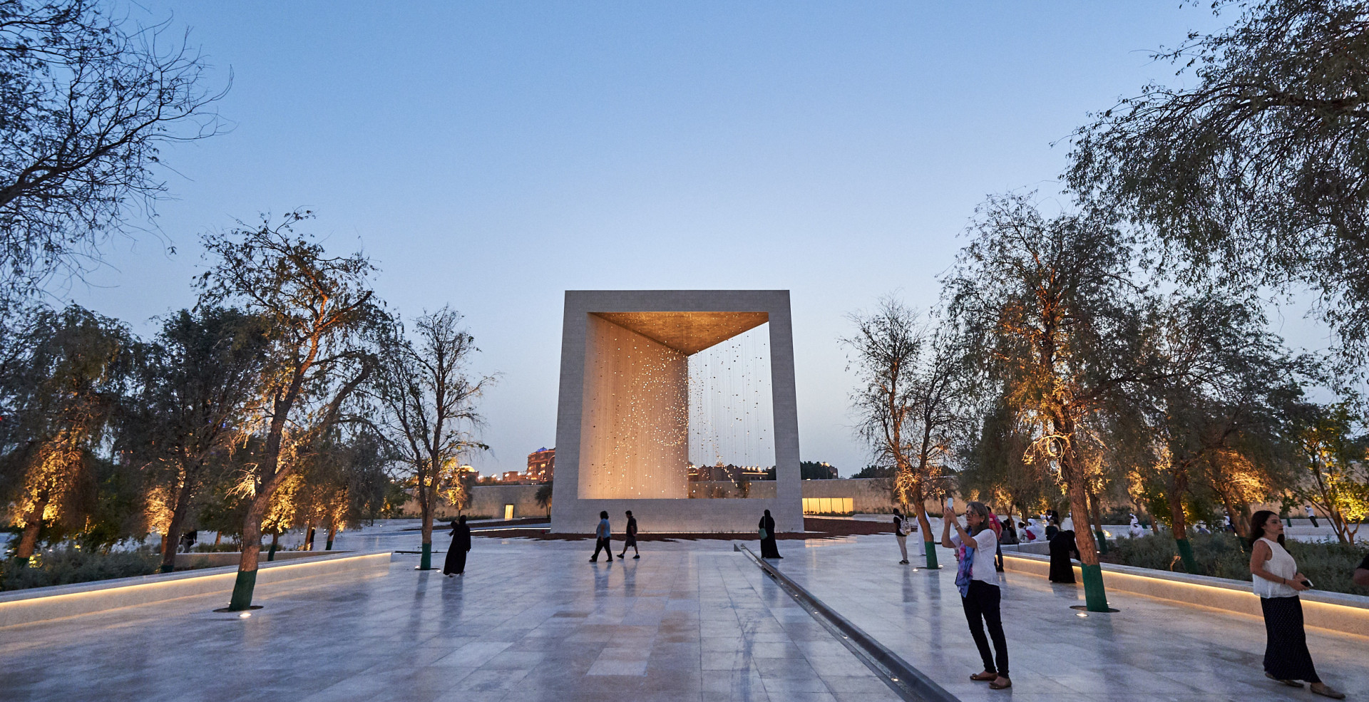 the-founders-memorial-5-5ced18fc38246.jpg (Gallery Image)